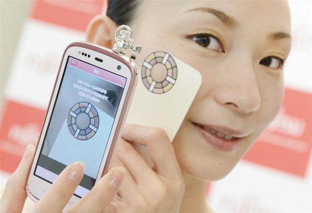 Photo of Fujitsu unveils smartphone that monitors skin condition, collects data to sell