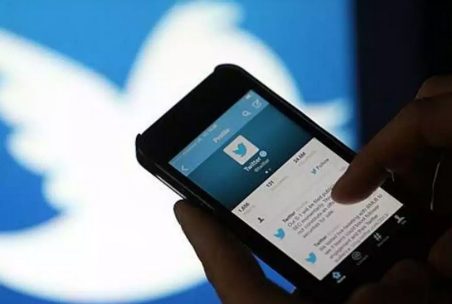 Photo of Twitter Brings Quick Replies and Welcome Messages in Your Direct Messages