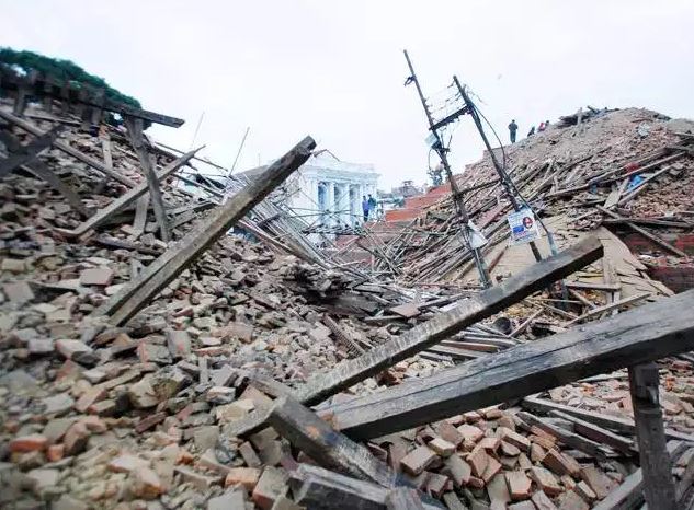 Photo of Vodafone introduces ‘Instant Network’ as race to reconnect quake-hit Nepal starts