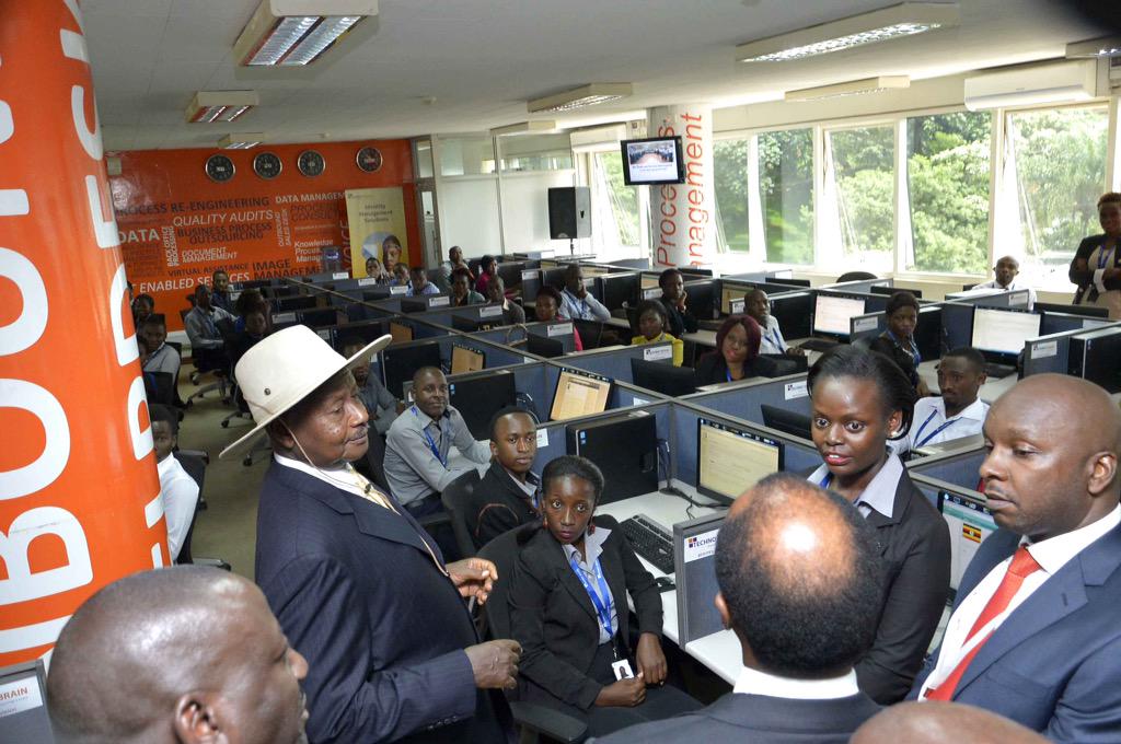 Photo of President Museveni commits to solving cost of bulk bandwidth