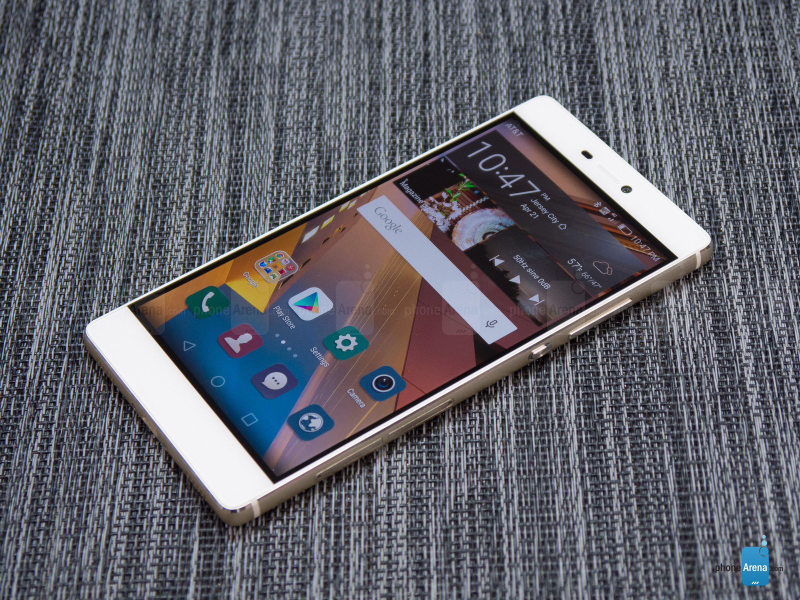 Photo of Huawei P8 redefines the smart phone experience