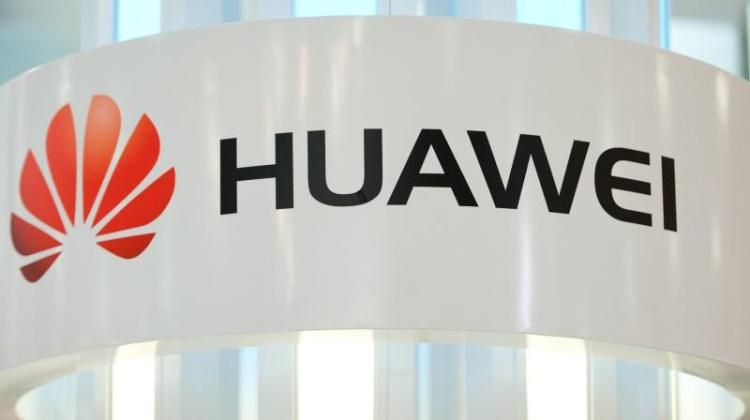 Photo of Huawei and Vodacom launch e-Libraries programme in SA