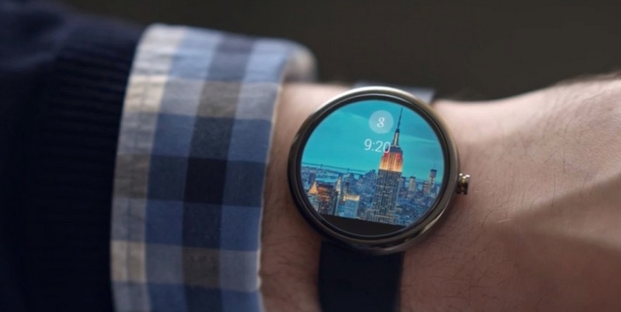 Photo of Watchmaker Fossil debuts its first Android Wear smartwatch