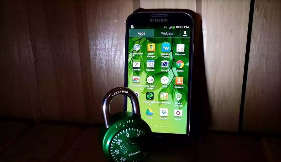 Photo of Only 11% of work files are safe on mobile – Kaspersky report