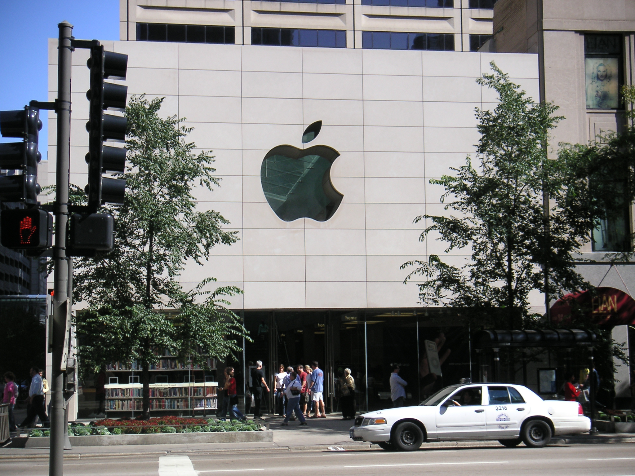 Apple in its petition said the June decision by the 2nd US Circuit Court of Appeals in New York contradicted Supreme Court precedent and would "chill innovation and risk taking." Image Credit: WikiMedia
