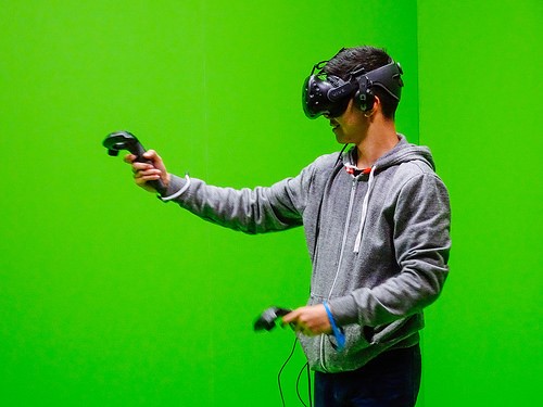 Photo of Virtual Reality or Virtual Simulation? VR in 2018