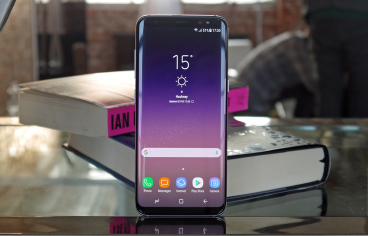 Photo of Samsung Resumes Oreo Update For Galaxy S8 & S8+ Handsets