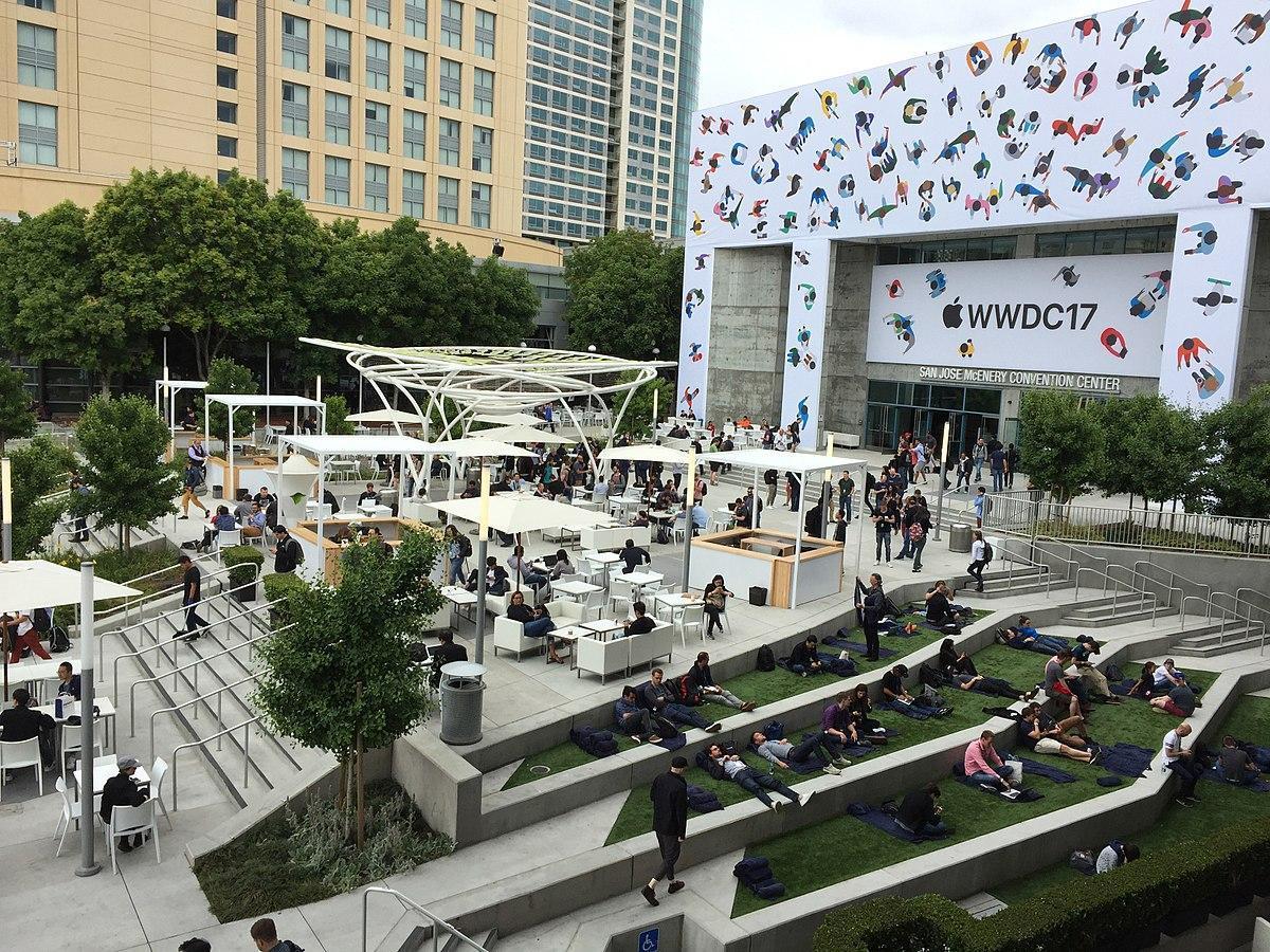 The plaza in front of the San Jose Convention Center in San Jose, California, United States, during the 2017 Apple Worldwide Developers Conference (WWDC). (Photo from Wikipedia)