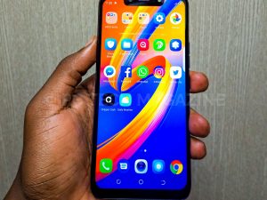 With the TECNO Spark 3 6.2-Inch HD+ Super FULLVIEW display, the colors appear vibrant and well saturated.