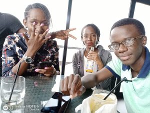 Using the 16MP front-facing camera of the Infinix Note 6.