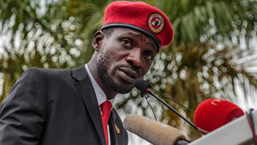 Photo of Huawei Denies Helping Ugandan Government Spy on Bobi Wine