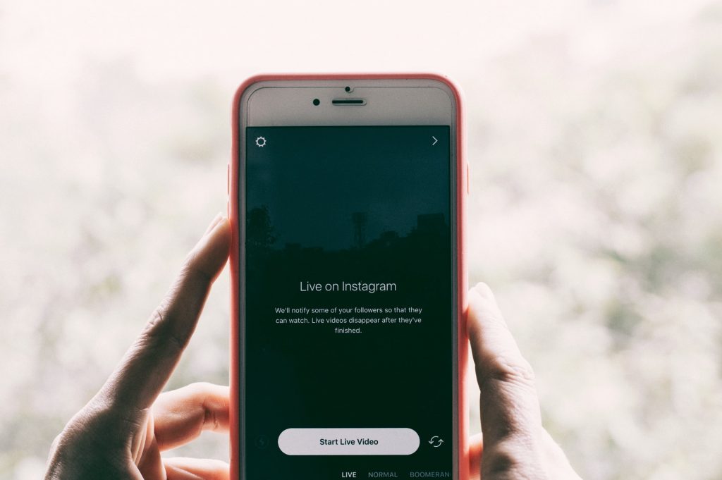 Instagram stories and live are the two most powerful tools that can convey your corporate message in the best possible way. (Photographer Hans Vivek via Unsplash)
