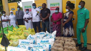 Photo of MTN, Salaam Donate Alms to Frontline Workers in Bugiri and Mbale