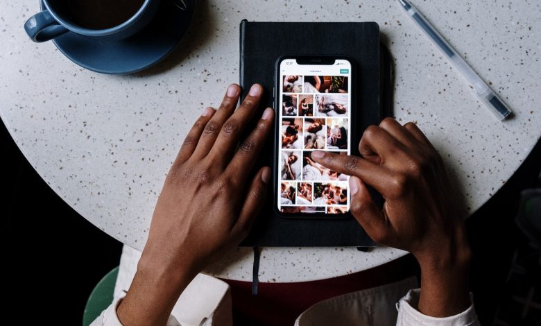The Instagram algorithm shows people what they want, and typically this is the most popular content. (PHOTO: Cottonbro | Pexels)
