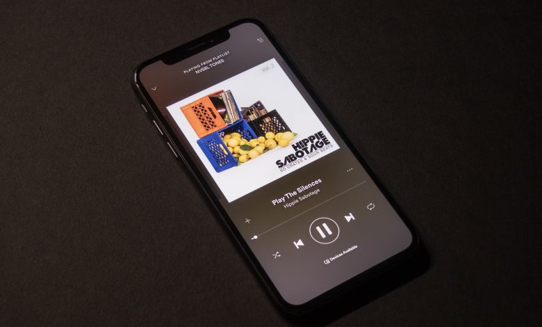 Mp3 files offer excellent sound quality making them a popular choice to enjoy music without any audio glitches or interruptions. (PHOTO: Mildly Useful/Unsplash)