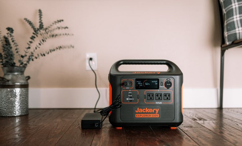 Portability is a pretty important factor when considering your portable power station, if you can't move it around easily, it defeats the purpose. (PHOTO: Jackery Power Station/Unsplash)