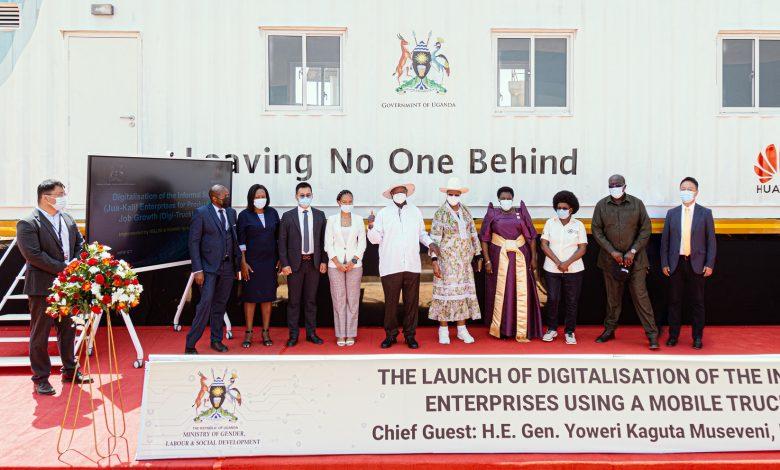 President Museveni launched a Huawei DigiTruck project in Uganda to boost digital inclusion in the country and provide free digital skills training to citizens.