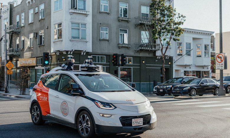 Artificial Intelligence: Self driving car (with driver) by Cruise on streets of San Francisco. Self-driving cars and trucks have the potential to significantly reduce the number of drivers. PHOTO: Remy Gieling/Unsplash