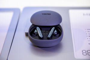 Tecno true 1 earbuds