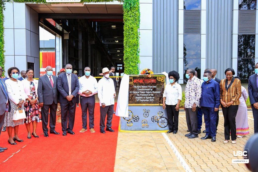 President Yoweri Kaguta Museveni (in hat) poses for a group photo with officials from the STI Secretariat, Kiira Motors and other guests after commissioning the Kiira vehicle plant. PHOTO: UBC