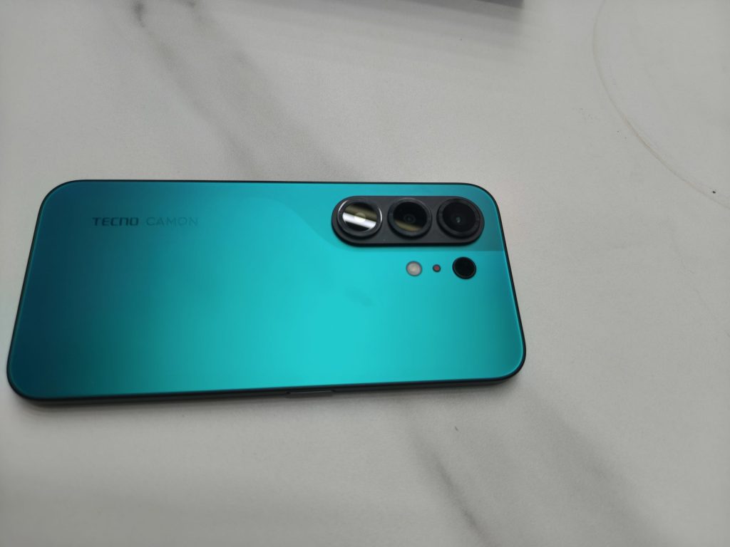 Tecno Camon 50 Pro Review: Redefines the Mid-range Smartphone Experience